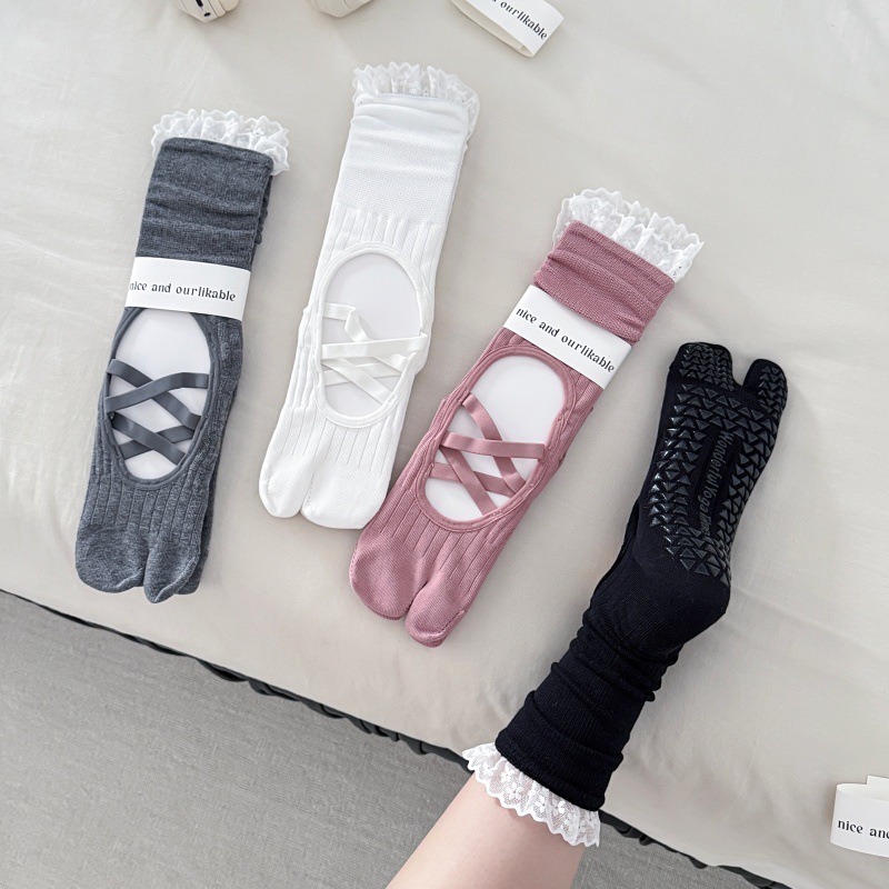 Kaus Kaki Yoga dengan Hiasan R - Pilates & Yoga Vida ulasan dan harga